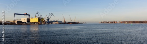 Werftgelände Rostock Warnemünde © fotograupner