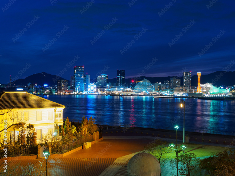 ポートアイランド北公園から見る神戸港の夜景 Stock Photo Adobe Stock