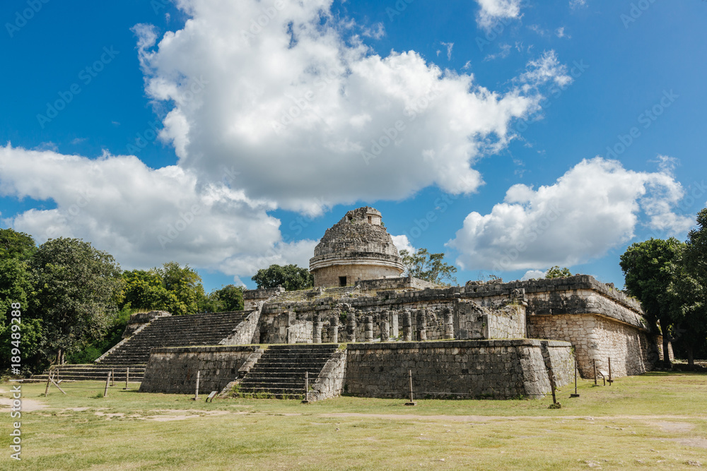 Mayan architecture in Chichen Itza Mexico 