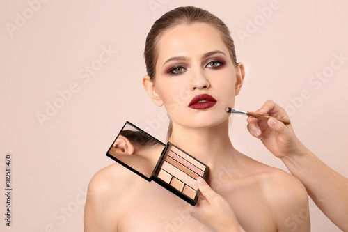 Professional visage artist ...