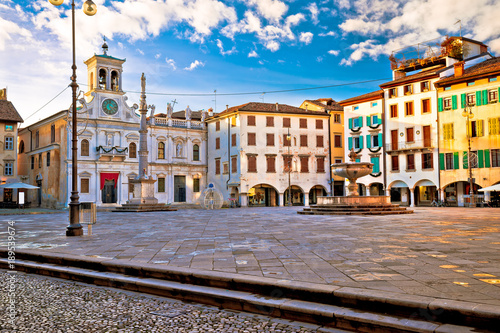 Fototapeta Naklejka Na Ścianę i Meble -  Piazza San Giacomo in Udine landmarks view