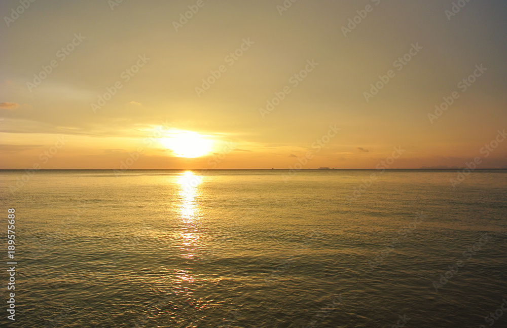 Obraz premium sunset on Seychelles beach