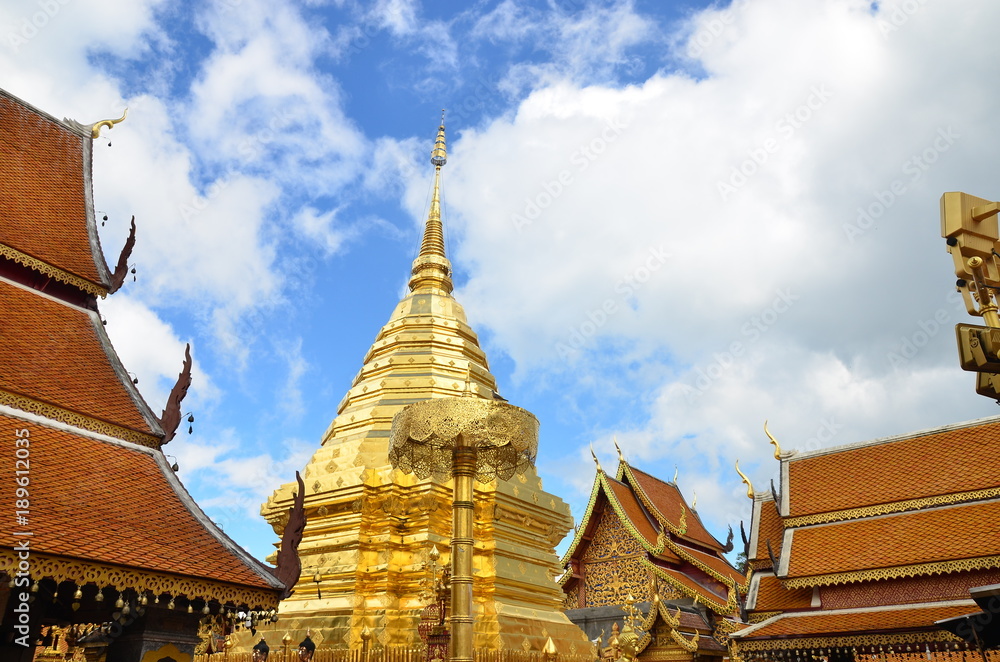 Fototapeta premium Wat Phra That Doi Suthep Chiangmai Thailand