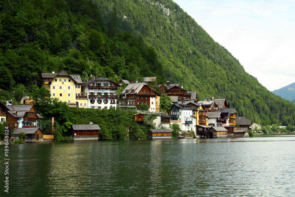 Naklejka premium Houses in Hallstatt