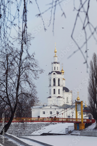 Suspension Bridge and Epiphany Church. Russia, the city of Orel © Sergey Chayko