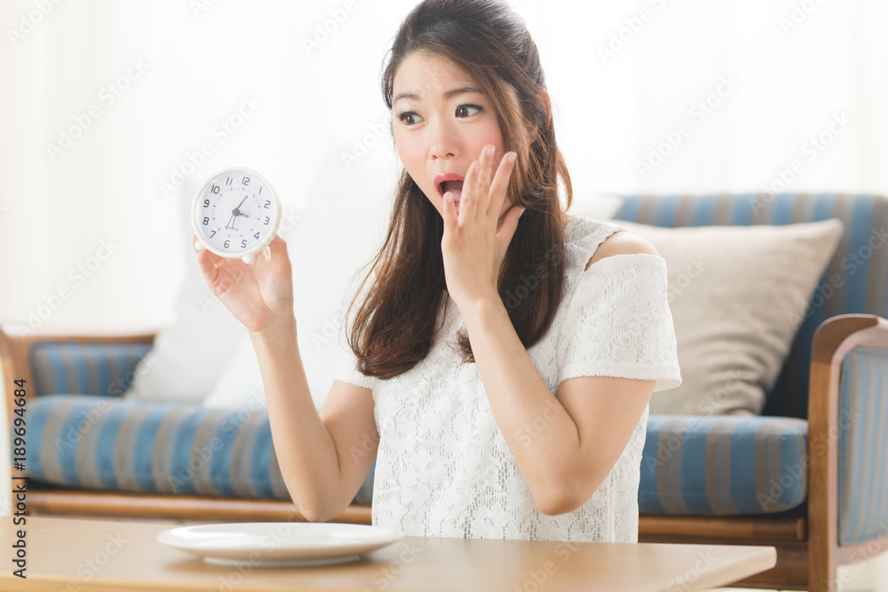 食事・女性