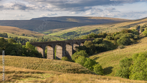 The Dent Head Viaduct on the Settle-Carlisle Railway near Cowgill in the Yorkshire Dales, North Yorkshire, UK