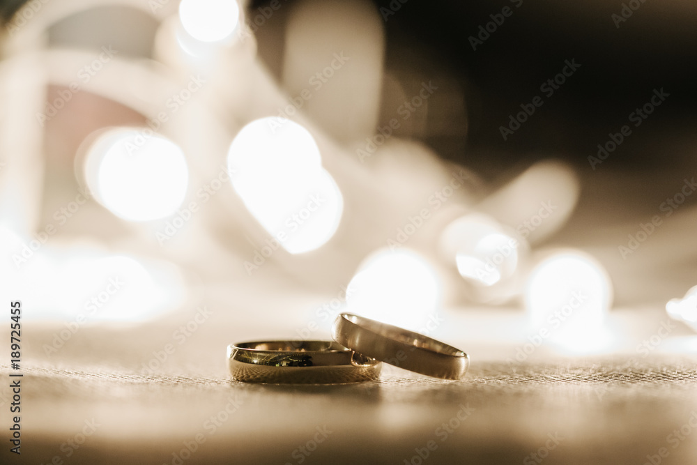 wedding rings macro close up wedding rings macro close up