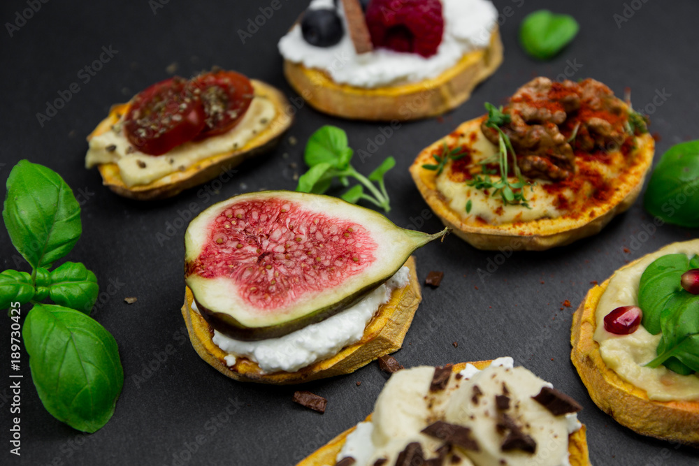Süße und herzhafte Süßkartoffeltoasts
Süße und herzhafte Süßkartoffeltoasts