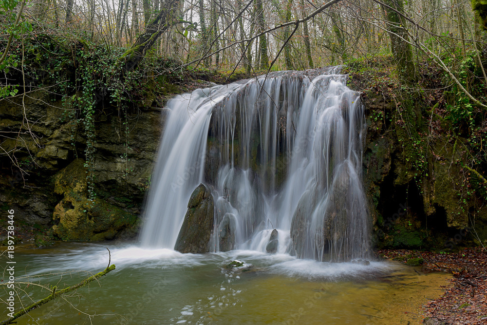 Fototapeta premium Cascada en Altube - 7