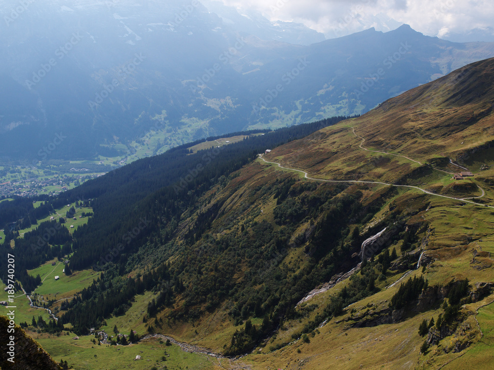 Obraz premium ベルナーオーバーランドの風景