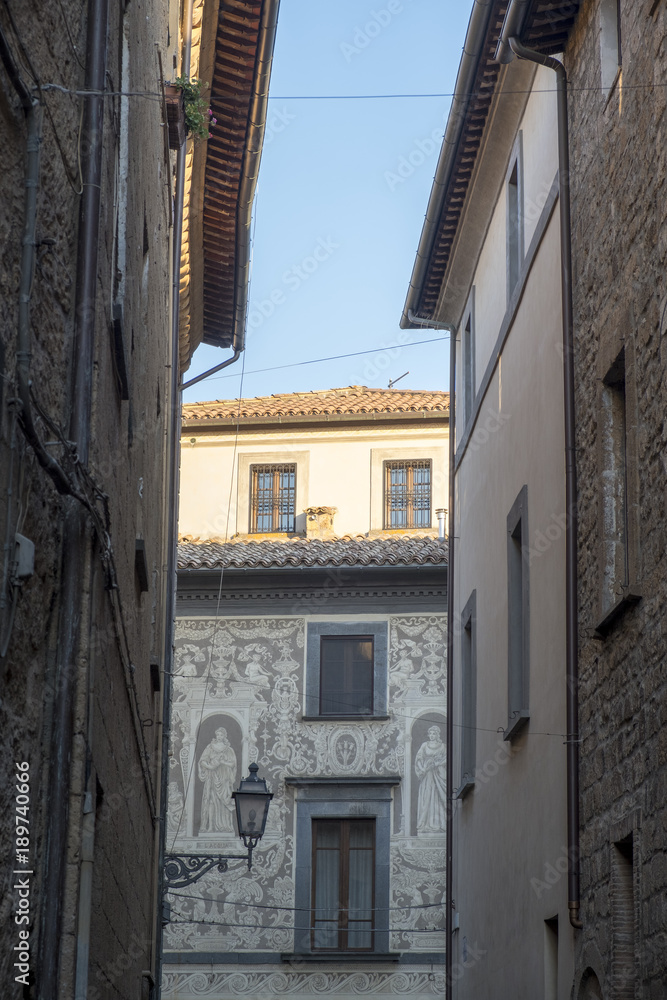 Orvieto (Umbria, Italy), old street