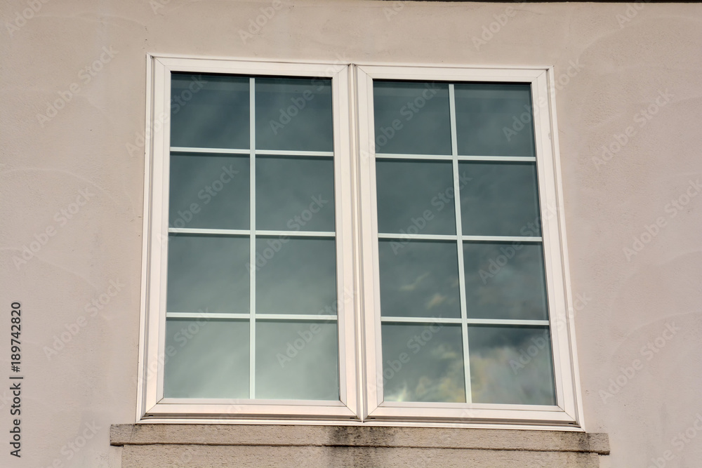 Fototapeta premium Clouds Reflected Windows