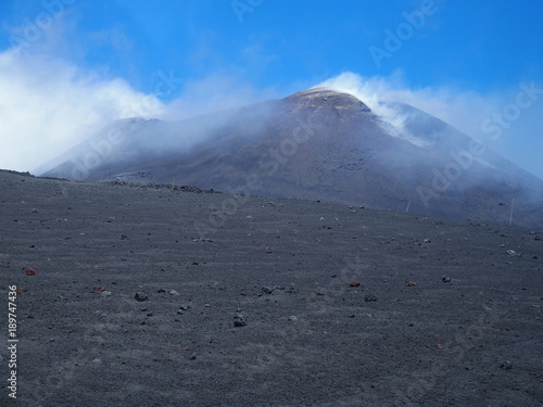 Mount Etna in Sicily © Jakub Korczyk