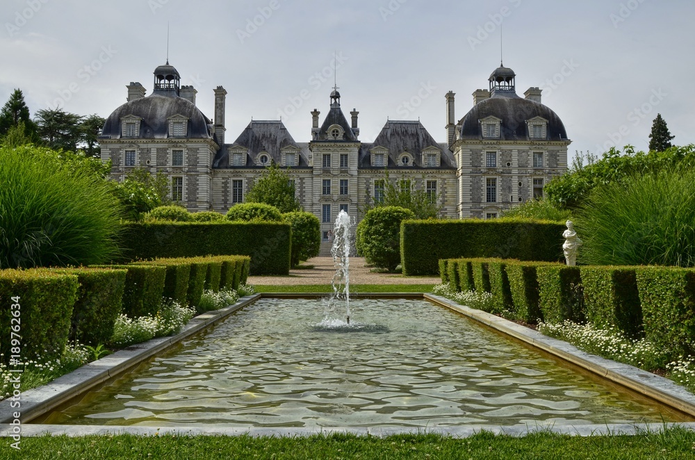 Cheverny, Loire Valley, France. 26 June 2017 at 12:00. View of the back façade from the beautiful gardens to the façade.