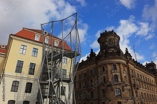 Das Landhaus, heute Stadtmuseum, mit der Rettungstreppe, Dresden, Sachsen, Deutschland