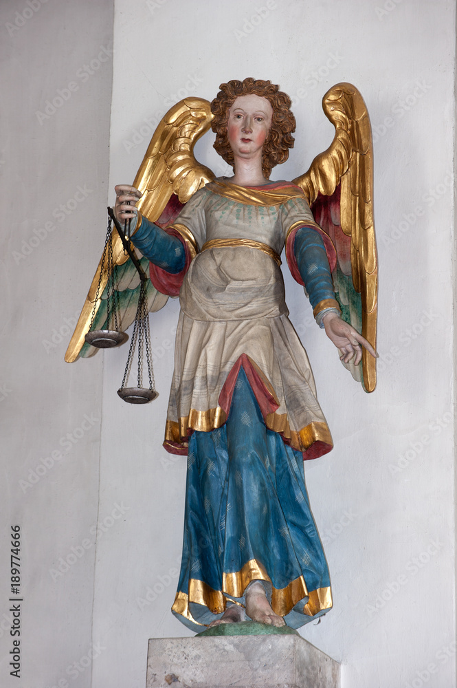 Obraz premium Engel in der Michaelskirche in Veringendorf