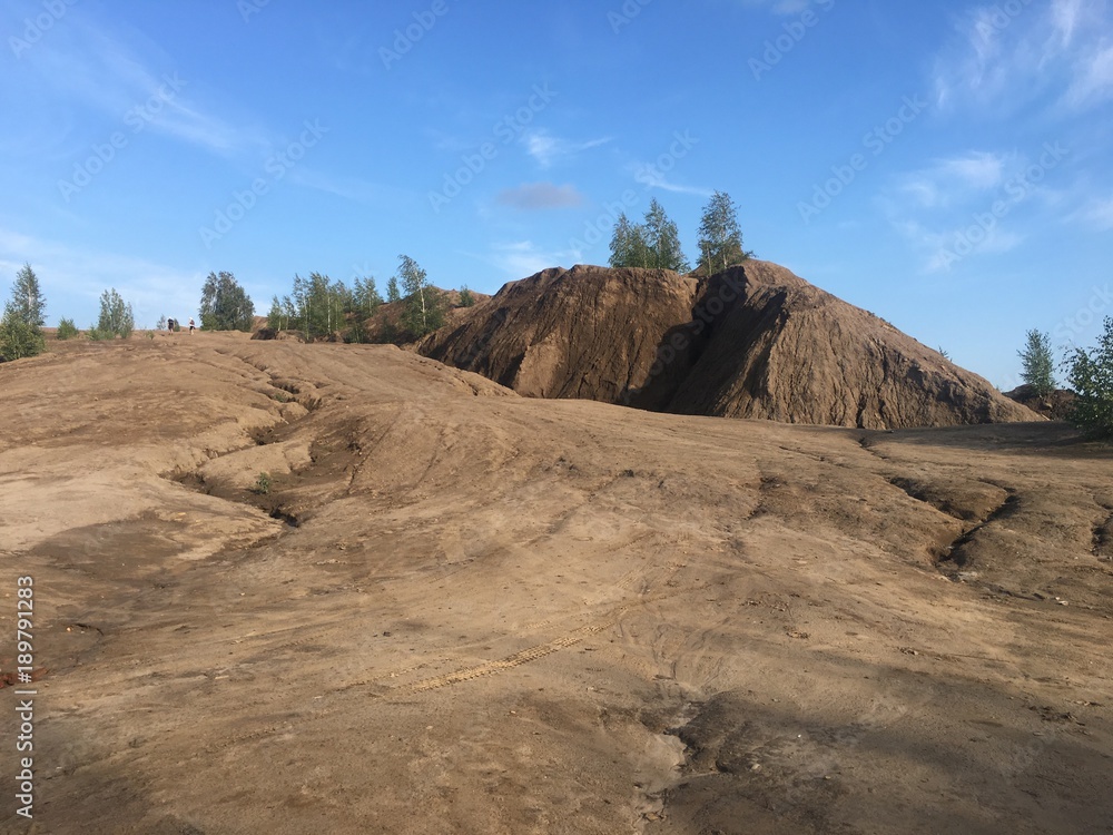 Naklejka premium Mount of sand