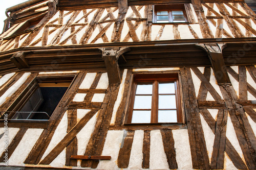 Sémur en Auxois, Maisons à pan de bois, Côte d'Or, Bourgogne, France
