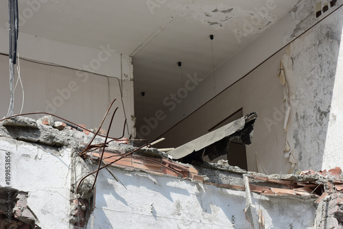 Casa distrutta dal terremoto