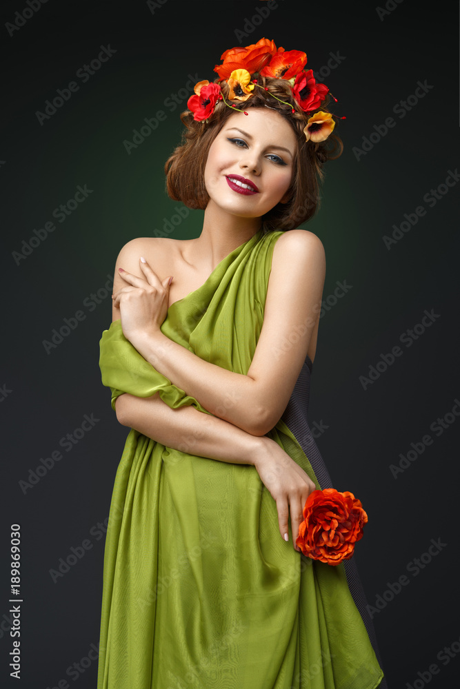 Naklejka premium girl in long dress with flowers on head