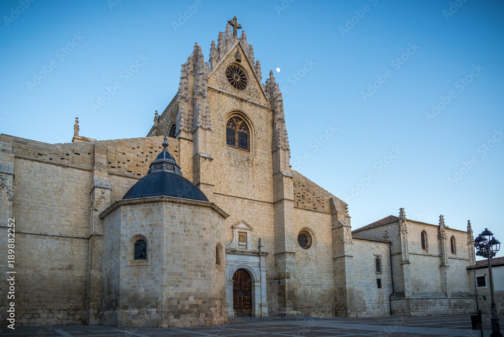 Palencia, ciudad histórica y cultural,en el centro de España