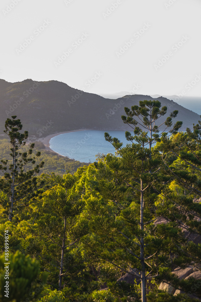 Blick auf das Festland vom Fort Complex auf Magnetic Island Blick auf das Festland vom Fort Complex auf Magnetic Island