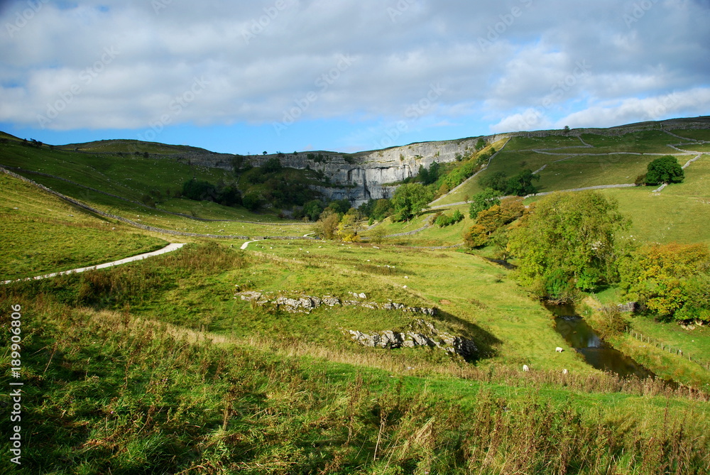 Fototapeta premium Malham Cove in the Yorkshire Dales National Park