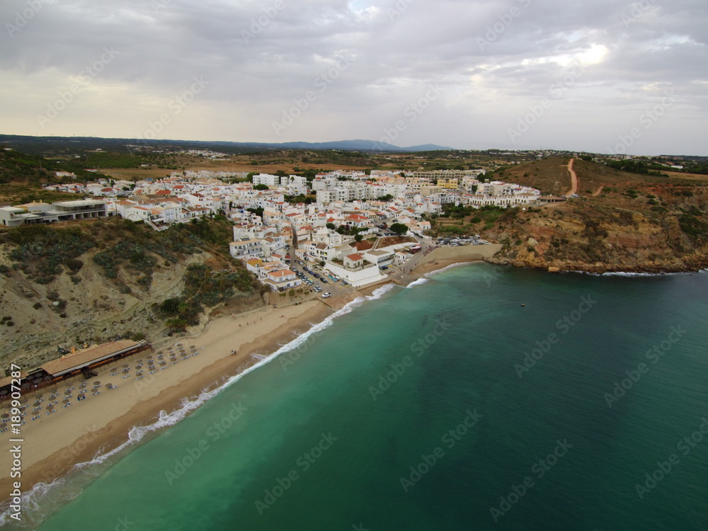 Playa Burgau, pueblo de Portugal en el Algarve, municipio de Vila do Bispo, pueblo de pescadores 