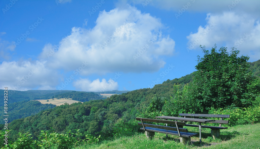 Rastplatz mit schöner Aussicht im Westerwald,Rheinland-Pfalz,Deutschland Rastplatz mit schöner Aussicht im Westerwald,Rheinland-Pfalz,Deutschland