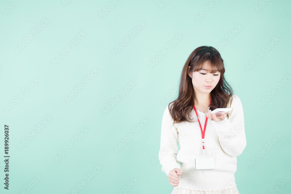 女性・グリーンバック 女性・グリーンバック
