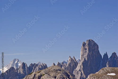 Ausblick auf die Cadinigruppe photo