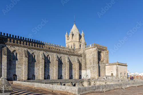  Basílica Sé de Nossa Senhora da Assunção, mais conhecida por Catedral de Évora, ou simplesmente Sé de Évora photo