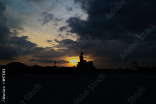 Wallpaper Mural Beautiful sky in the evening Torontodigital.ca