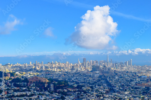 Skyline von San Francisco, Meer im Hintergrund, USA, Kalifornien