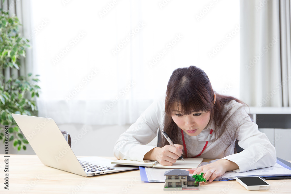 デスクワーク・OL