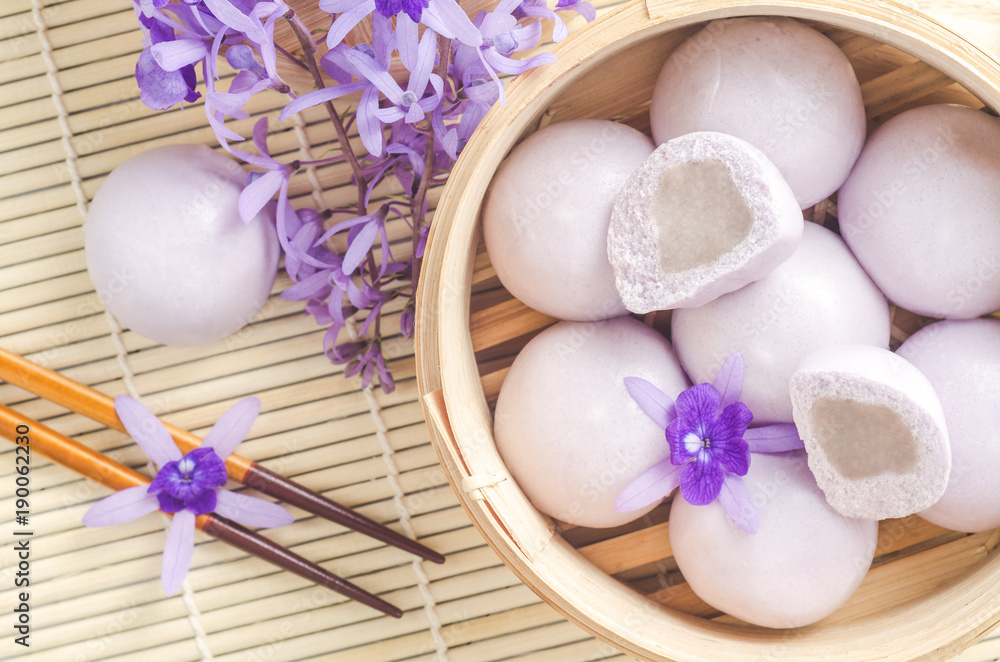 Purple sweet taro steamed bun Purple sweet taro steamed bun