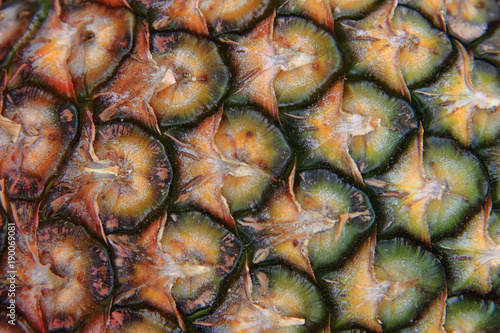 pineapple fruit texture
