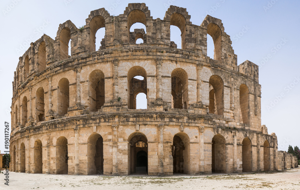Roman biggest amphitheater inEl Djem