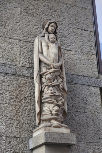 Дева Мария во Флоренции