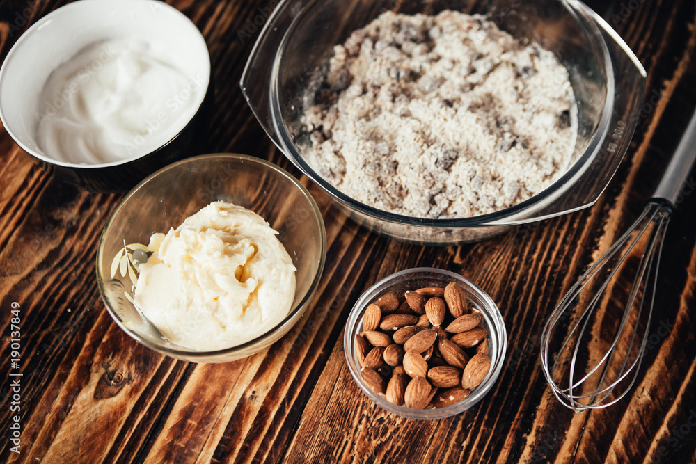 Step-by-step recipe for homemade oatmeal cookies with raisins and almonds Step-by-step recipe for homemade oatmeal cookies with raisins and almonds