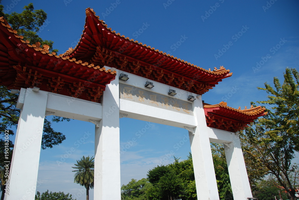 The entrance gate to the Lotus Pond area in Kaohsiung, Taiwan The entrance gate to the Lotus Pond area in Kaohsiung, Taiwan