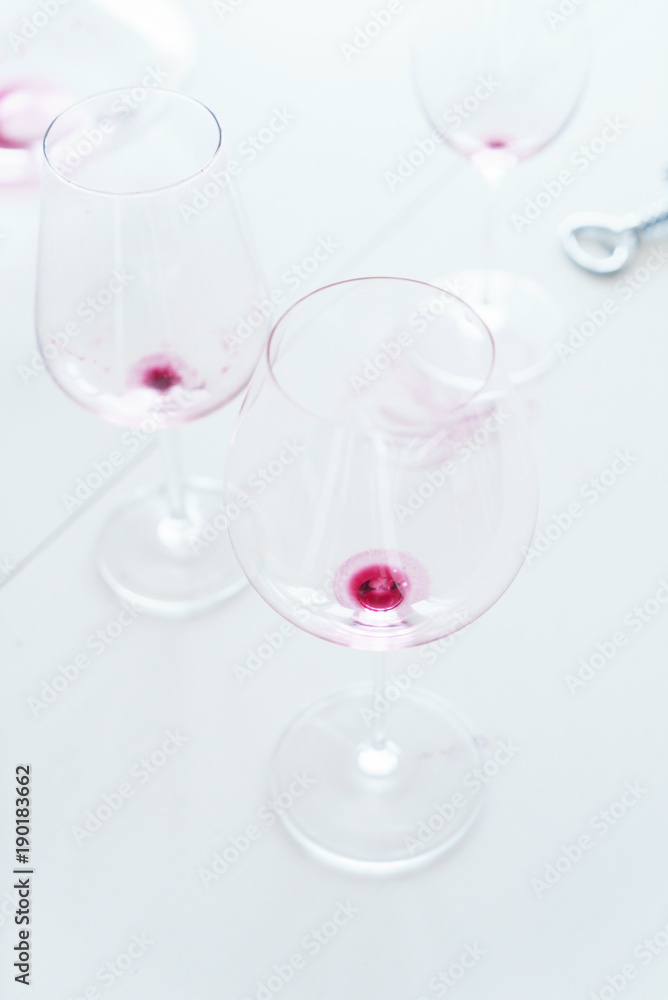 empty wine glasses empty wine glasses
