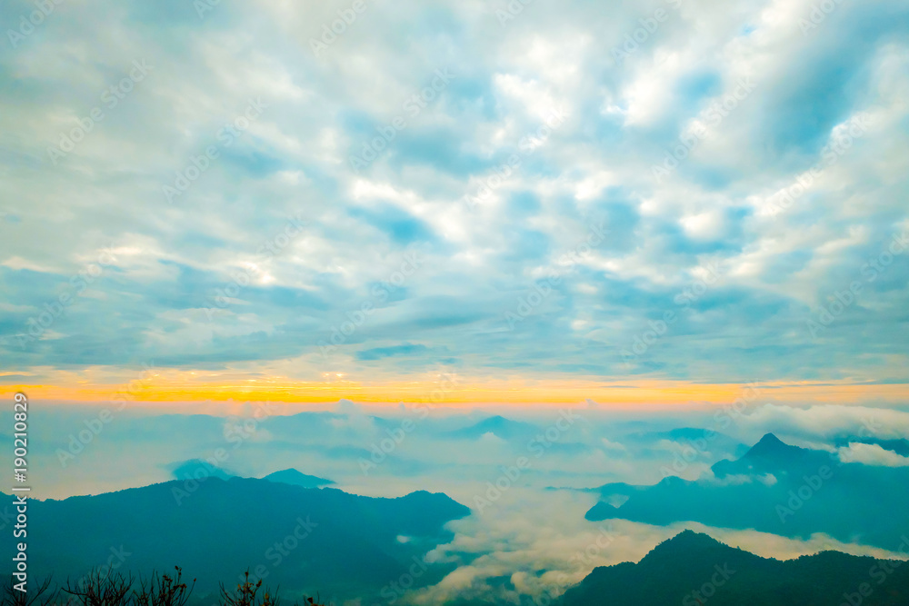 Obraz premium high mountains peaks range clouds in fog scenery landscape national park view outdoor at Chiang Rai, Chiang Mai Province, Thailand