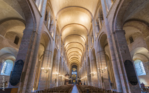 Intérieur de la Basilique Saint-Sernin à Toulouse, Haute-Garonne, Occitanie en France