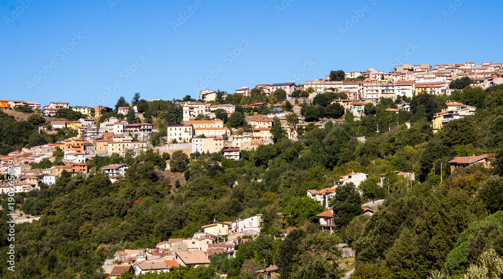 TONARA, ITALIA - SETTEMBRE 29, 2014: panorama cittadino  - Sardegna