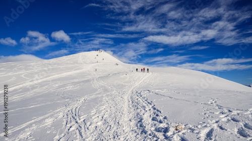 alpinisti in cima al pizzo Foisc, nelle alpi Leonine (Svizzera) photo