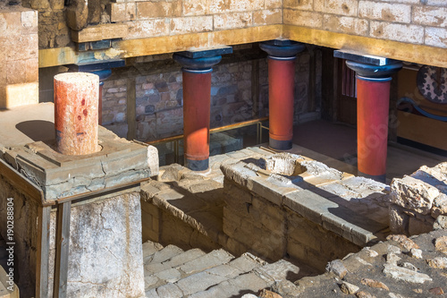 Принти на полотні Old walls of Knossos near Heraklion