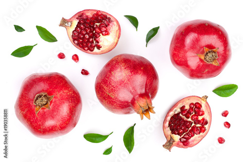 Εκτύπωση καμβά pomegranate with leaves isolated on white background