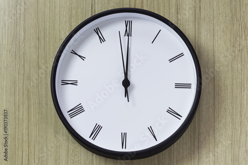 Wallpaper Mural black and white clock on wooden wall, lunch time, roman number clock Torontodigital.ca